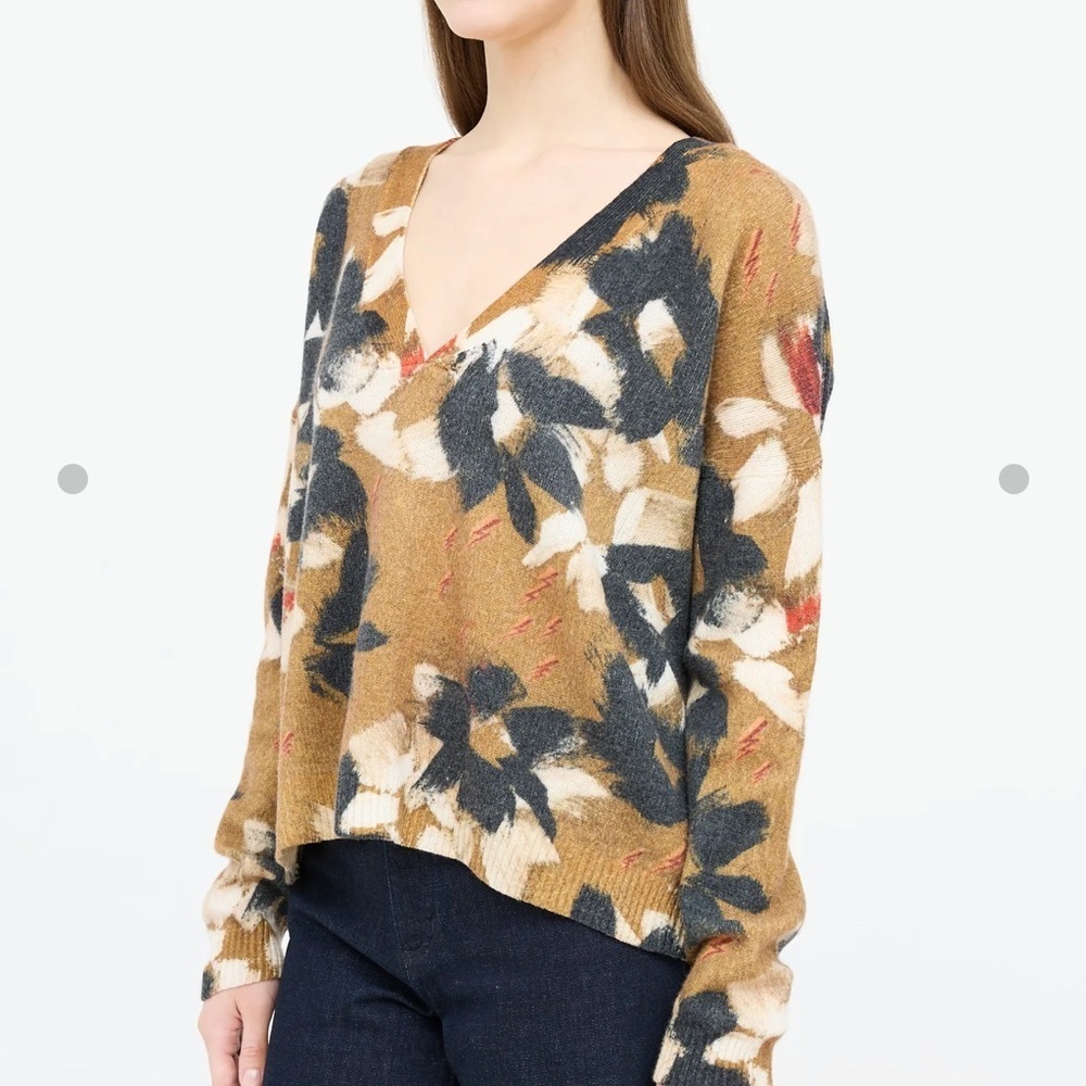 Dorothee Schumacher EUC cashmere/wooll blend floral with little lightening bolts